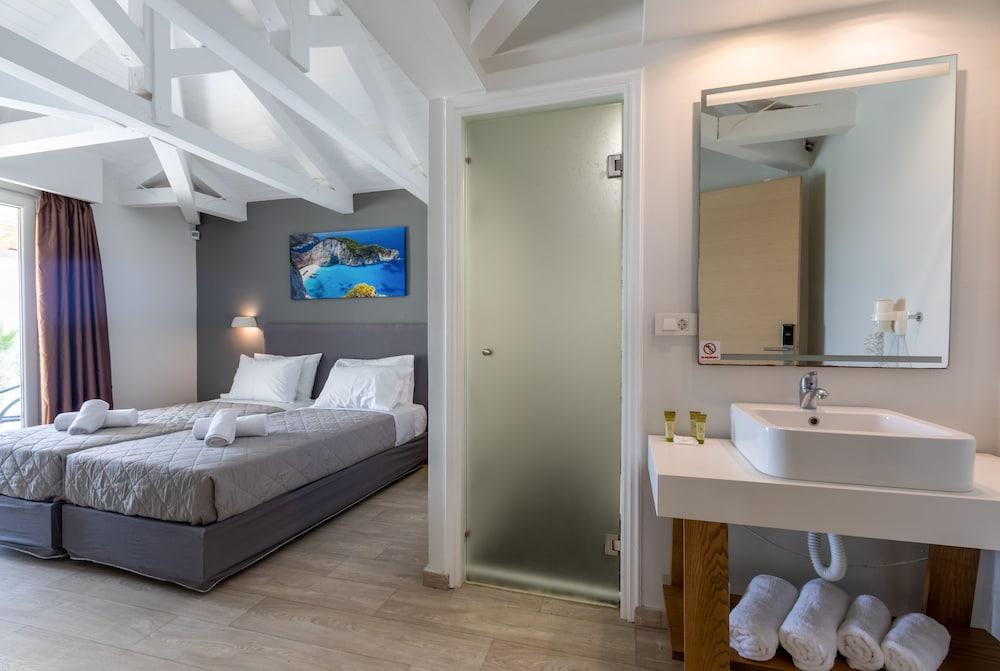 Arkadianos Aparthotel Agios Sostis  外观 照片