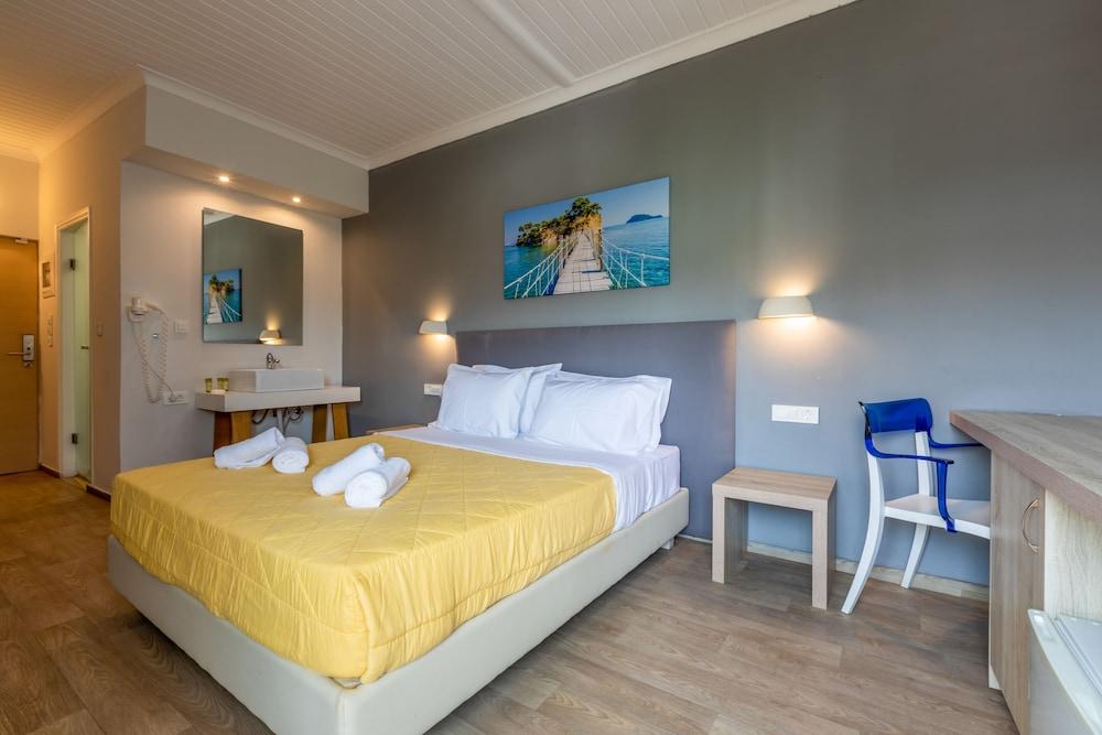 Arkadianos Aparthotel Agios Sostis  外观 照片