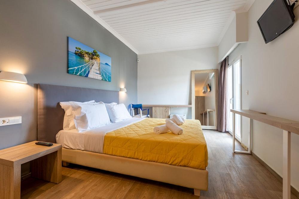 Arkadianos Aparthotel Agios Sostis  外观 照片