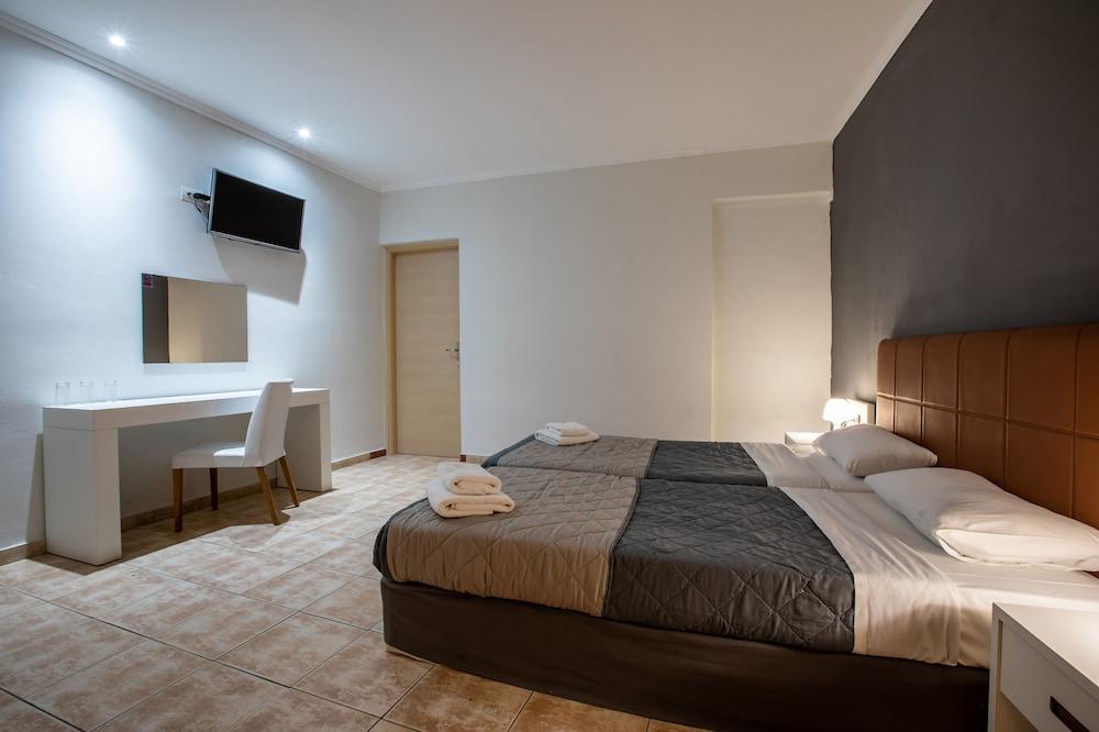Arkadianos Aparthotel Agios Sostis  外观 照片