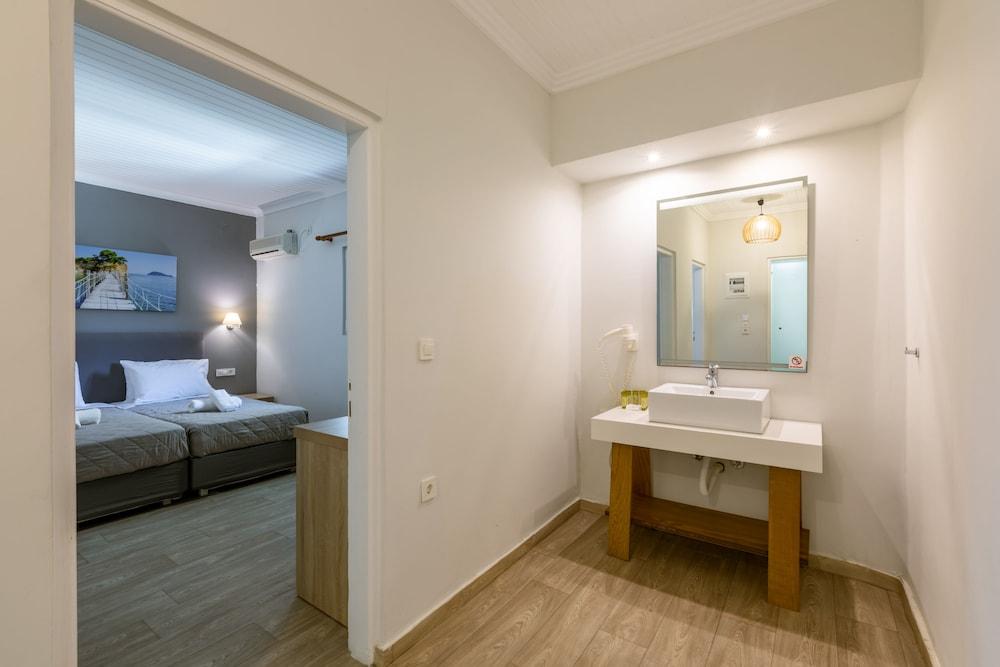 Arkadianos Aparthotel Agios Sostis  外观 照片