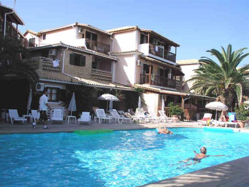 Arkadianos Aparthotel Agios Sostis  外观 照片