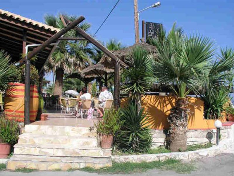 Arkadianos Aparthotel Agios Sostis  外观 照片